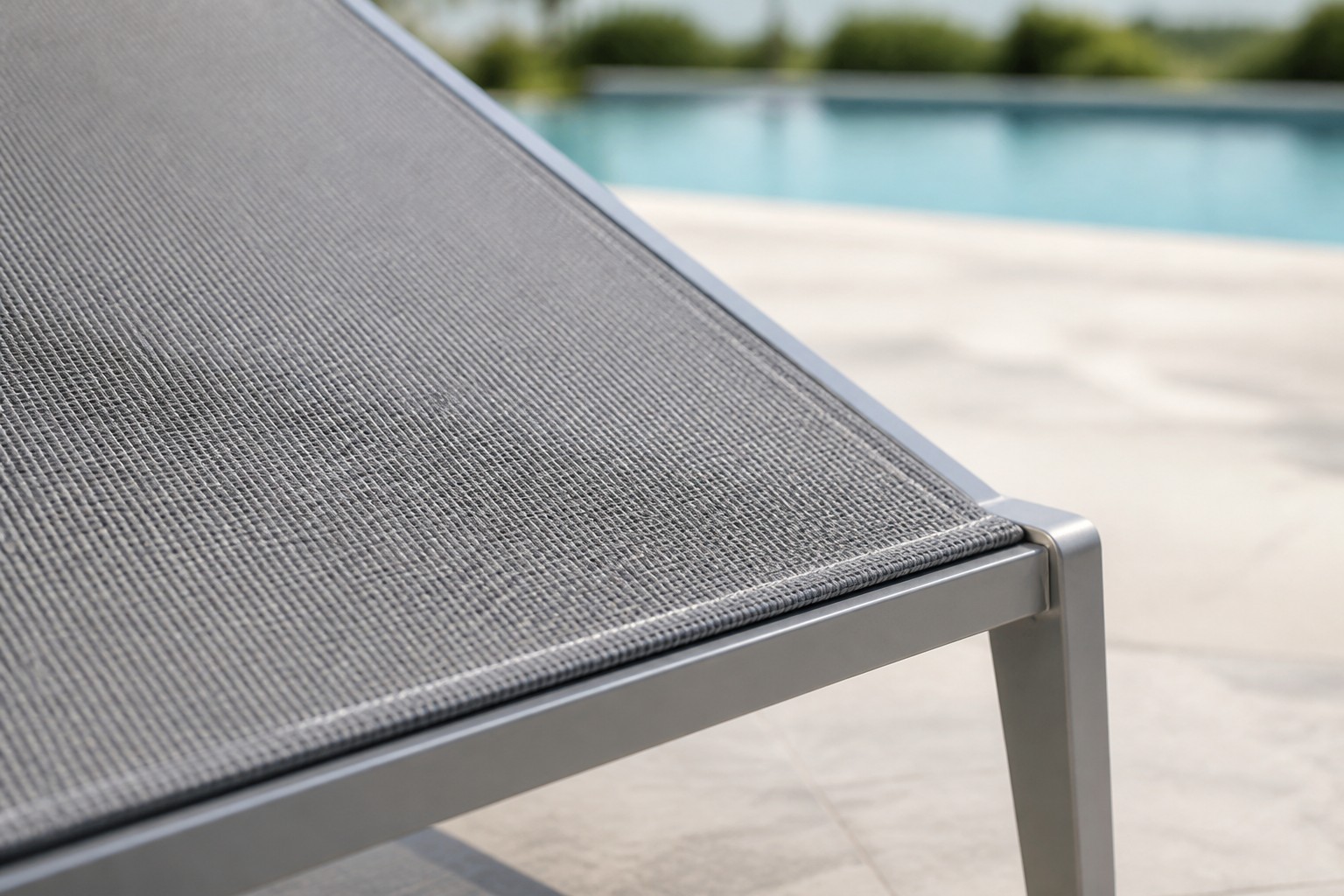 Outdoor sling mesh detail